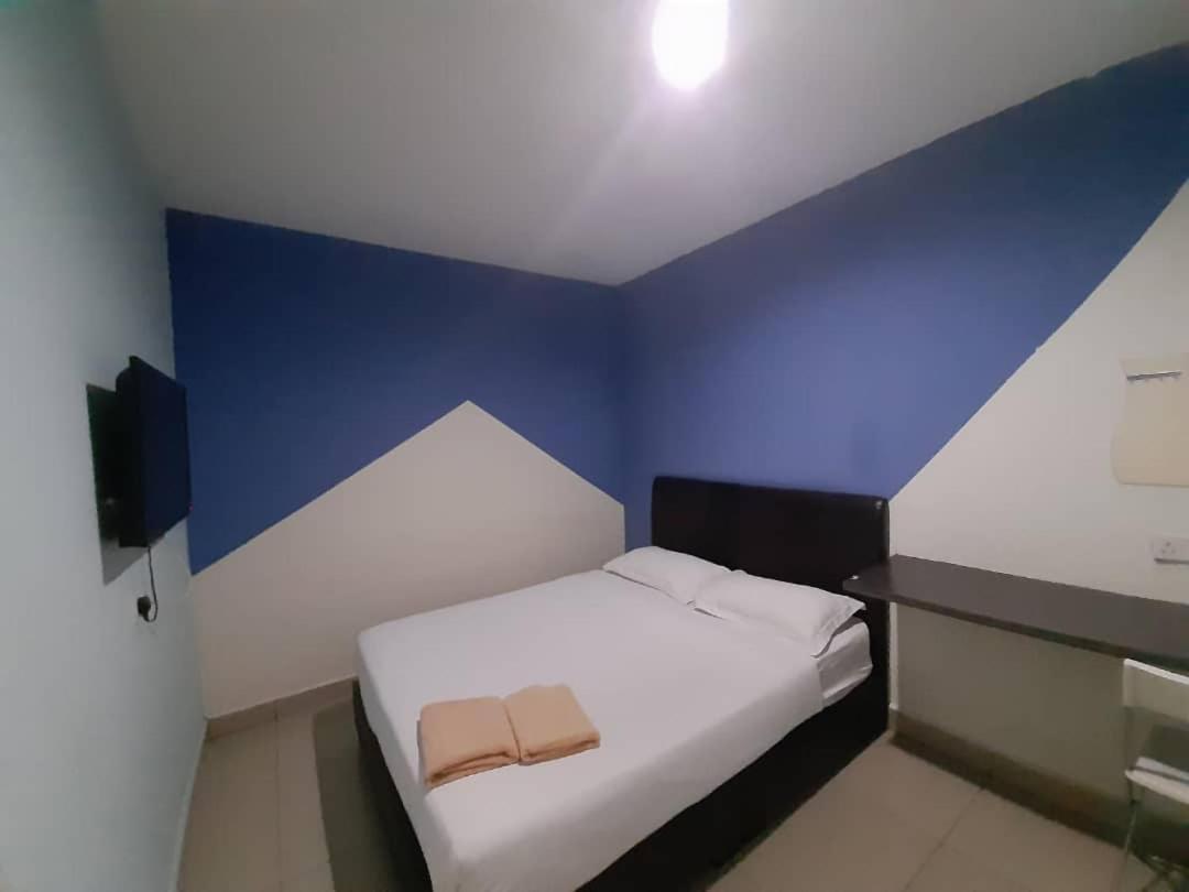 Hotel Zamburger Kota Damansara Extérieur photo