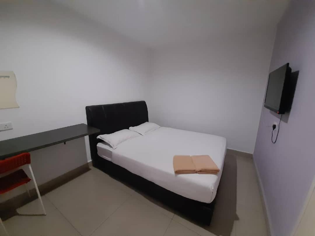 Hotel Zamburger Kota Damansara Extérieur photo