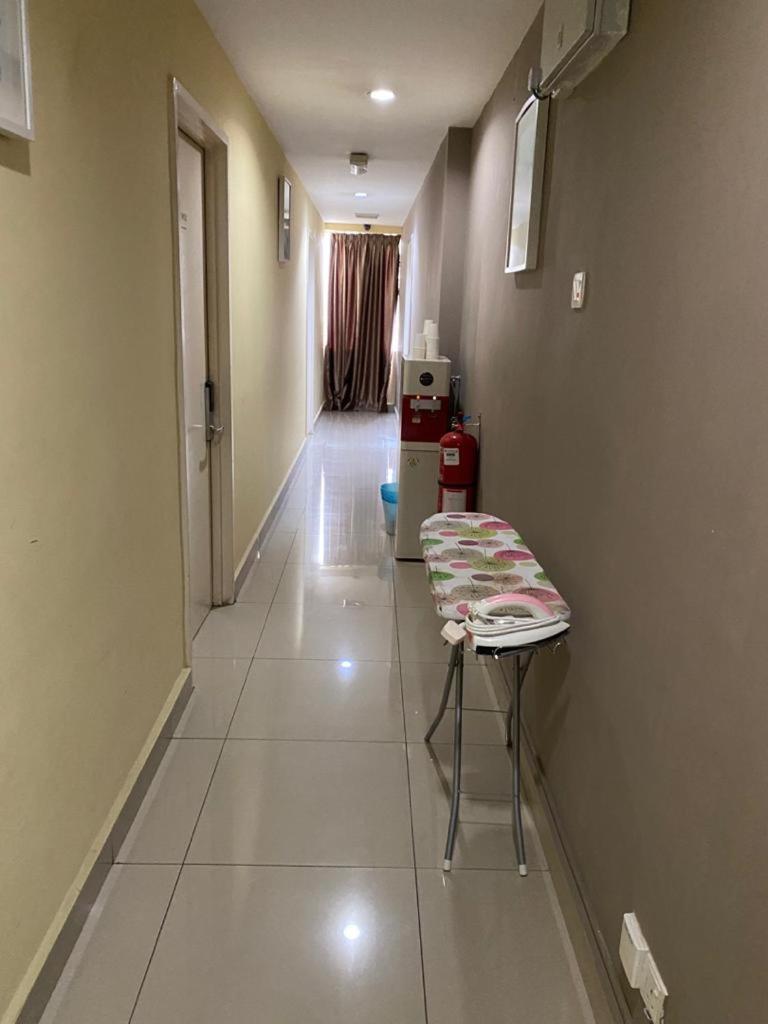Hotel Zamburger Kota Damansara Extérieur photo