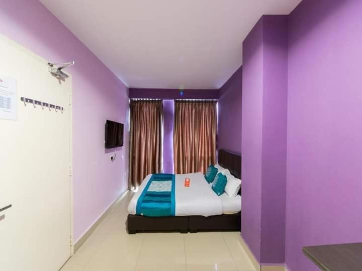 Hotel Zamburger Kota Damansara Extérieur photo